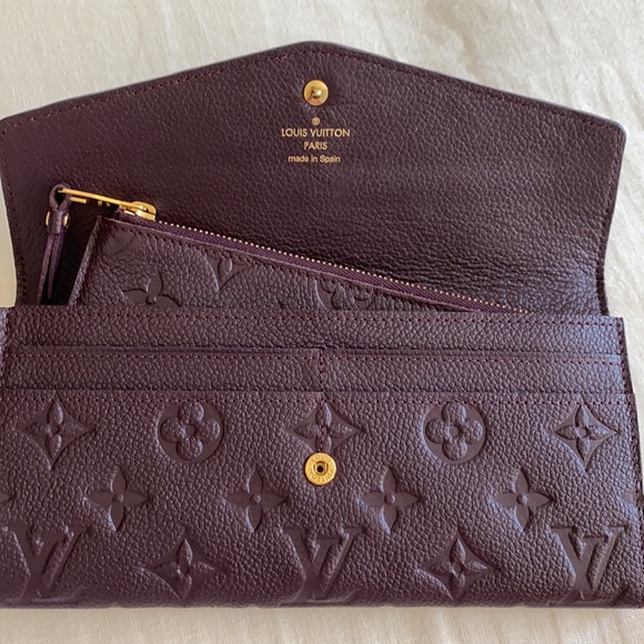 Louis Vuitton Empreinte Monogram Sarah wallet with separate zipper pouch - Picture 16 of 16